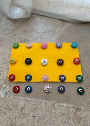 Jeu Montessori neuf - Boutons colorés à trier, marque: Montessori, état: Neuf sans étiquette, taille: 3 ans / 98 cm, 7,00 €, 8,05 € Protection acheteurs (Pro) incluse