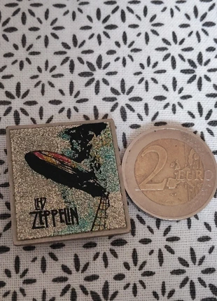 Led Zeppelin badge broche, brand: Led Zeppelin, condition: Very good, €10.00, €11.20 includes Buyer Protection