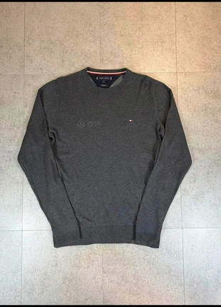 👕 Pull Tommy Hilfiger x Mercedes AMG Petronas – Homme – Taille S #23, brand: Tommy Hilfiger, condizioni: Ottime, taglia: S, €35.00, €37.45 include la Protezione acquisti