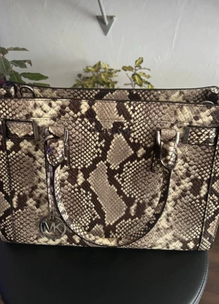 Sac à main Michael Kors, marke: Michael Kors, zustand: Sehr gut, 65,00 €, 68,95 € inklusive Vinted-Käuferschutz