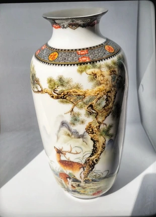 Vase chinois en céramique peinte à la main – motif cerfs & pin, brand: ZEN, condition: Very good, €25.00, €26.95 includes Buyer Protection Pro