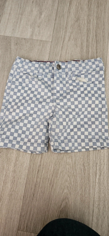Short jean damier