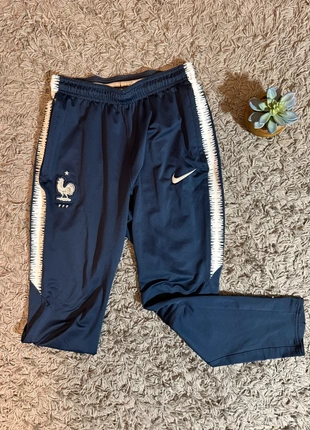 Jogging Nike Équipe de france L, marca: Nike, estado: Muy bueno, tamaño: L, 4,99 €, 5,94 € Protección al comprador incluida