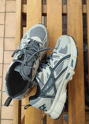 Basket style Asics, marque: sans marque, état: Neuf avec étiquette, taille: 39, 25,00 €, 26,95 € Protection acheteurs incluse