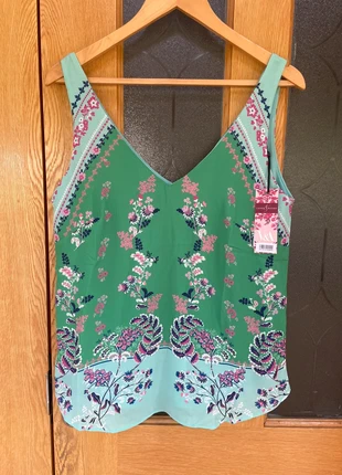 Love & Roses vneck floral top, brand: Next, condition: New with tags, size: M / 38 / 10, €12.00, €13.30 includes Buyer Protection