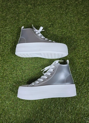 Baskets montantes à plateforme argentés Cuccoo – Taille 37, marca: Cuccoo, estado: Muito bom, tamanho: 37, €13.00, €14.35 inclui Proteção do Comprador Pro