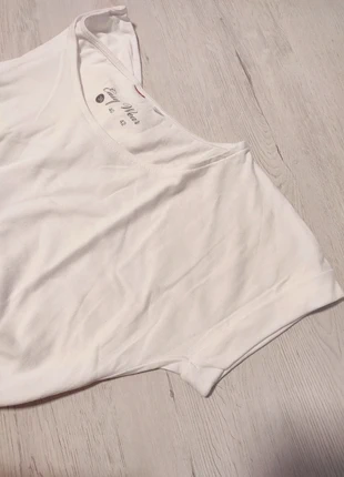 Camiseta básica Blanca Easy Wear, marca: Easy Wear, estado: Muy bueno, tamaño: M / 38 / 10, 3,00 €, 3,85 € Protección al comprador incluida