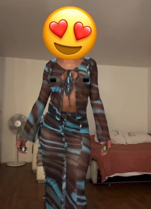 Ensemble jupe bleu, marron, merk: PrettyLittleThing, staat: Heel goed, maat: S / 36 / 8, € 10,00, € 11,20 inclusief Kopersbescherming