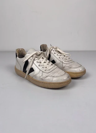 Chaussures Veja V-10 Femme – Blanc logo noir – Taille 37 – Bon état, marque: Veja, état: Bon état, taille: 37, 7,00 €, 8,05 € Protection acheteurs incluse