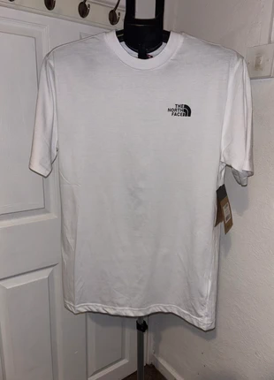 BNWT The North Face Men's Basic Logo T-Shirt White - Size M, brand: The North Face, condition: New with tags, size: M, £17.50, £19.08 includes Buyer Protection