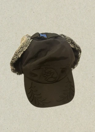 Cap Black Y2K con paraorecchie, marke: Vintage Dressing, zustand: Sehr gut, größe: Einheitsgröße, 27,00 €, 29,05 € inklusive Vinted-Käuferschutz