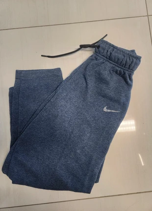 Jogging nike, brand: Nike, condizioni: Ottime, taglia: XS / IT 38 / EU 34, €11.00, €12.25 include la Protezione acquisti