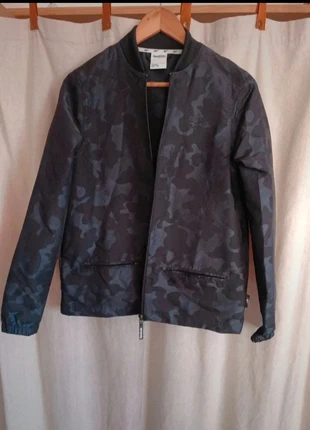 Veste rebook classic camouflage, brand: Reebok, condizioni: Nuovo senza cartellino, taglia: S / IT 40 / EU 36, €15.00, €16.45 include la Protezione acquisti