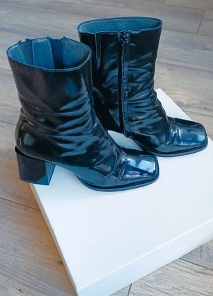 Bottines Jonak Dexton noires en cuir verni plissé - à talons carrés - taille 37, marca: Jonak, estado: Muito bom, tamanho: 37, €96.00, €101.50 inclui Proteção do Comprador
