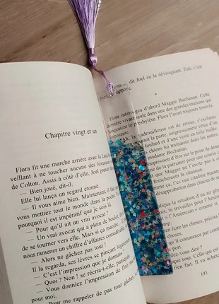 Marque page fait main, merk: Fait Main, staat: Nieuw met prijskaartje, € 5,00, € 5,95 inclusief Kopersbescherming