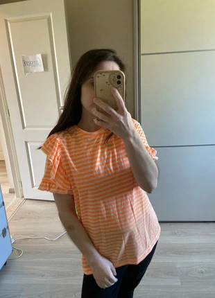 Orange striped T-shirt, brand: Savida, condizioni: Nuovo con cartellino, taglia: M / IT 42 / EU 38, €8.00, €9.10 include la Protezione acquisti