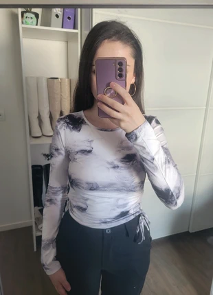 T-shirt manche longue motif marbre taille XS/34, marque: Shein, état: Très bon état, taille: XS / 34 / 6, 2,00 €, 2,80 € Protection acheteurs incluse