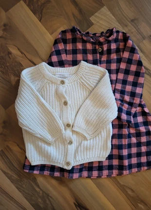 Kleid und Strickjacke, merk: Set, staat: Heel goed, maat: 24-36 maanden / 92 cm, € 8,00, € 9,10 inclusief Kopersbescherming