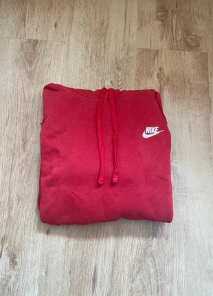 Sweat à capuche nike rouge, brand: Nike, condizioni: Ottime, taglia: S, €20.00, €21.70 include la Protezione acquisti