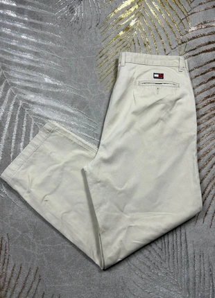 Pantalon tommy Hilfiger blanc cassé / beige logo brodé W38 L30, marque: Tommy Hilfiger, état: Très bon état, taille: W38 | FR 48, 22,00 €, 23,80 € Protection acheteurs (Pro) incluse