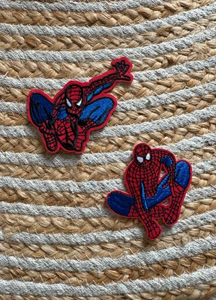 Lot de 2 ecussons thermocollant Spider Man, zustand: Sehr gut, 4,50 €, 5,43 € beinhaltet Vinted-Käuferschutz Pro