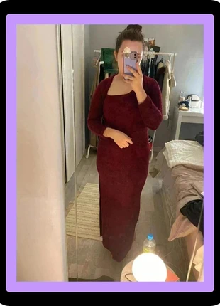 Robe rouge épaule dénudé, marke: Fourrure, zustand: Neu, größe: S / 36 / 8, 5,00 €, 5,95 € inklusive Vinted-Käuferschutz