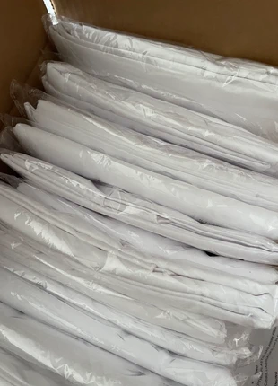 Nappes rondes blanches - neuves, marque: CM, état: Neuf avec étiquette, 12,00 €, 13,30 € Protection acheteurs incluse