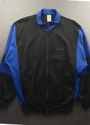 Veste de survêtement track jacket vintage Adidas Originals noire et bleue avec logo brodé, marca: adidas, estado: Muito bom, tamanho: L, €35.00, €37.45 inclui Proteção do Comprador