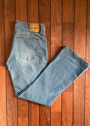 Jean Levi's femme vintage signature Low Rise Bootcut coupe évasé 46FR - XXXL bleu clair patch brodé, marca: Levi's, estado: Muy bueno, tamaño: XXXL / 46 / 18, 23,50 €, 25,38 € Protección al comprador incluida