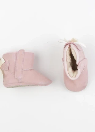 Boots UGG bébé pointure 18 rose, brand: UGG, condition: Very good, size: 18, €20.00, €21.70 includes Buyer Protection Pro