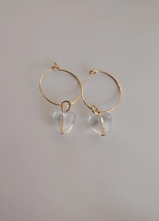 Creolen mit Herz-Anhänger schlicht und elegant, marque: Modeschmuck, état: Neuf avec étiquette, 2,30 €, 3,12 € Protection acheteurs incluse