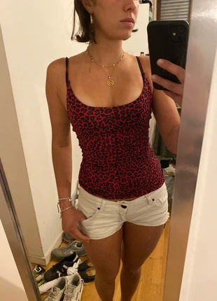 Débardeur léopard rouge et noir moulant, marque: Jennyfer, état: Neuf sans étiquette, taille: S / 36 / 8, 6,80 €, 7,84 € Protection acheteurs incluse
