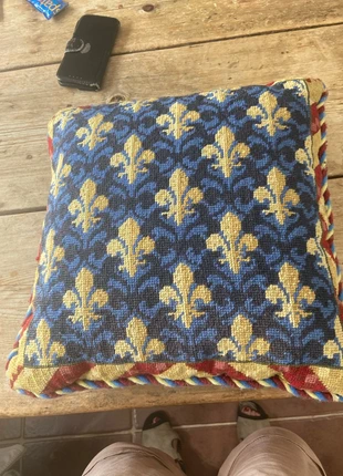 Cross stitch cushion, brand: no brand, condition: Good, size: Other, £24.00, £25.90 includes Buyer Protection