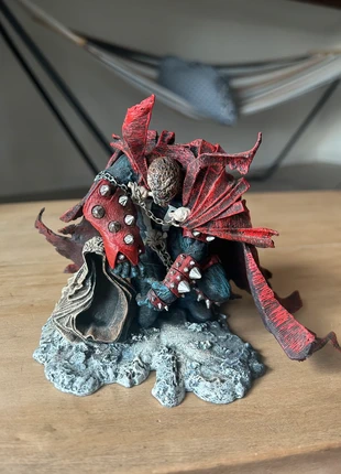 Figurine spawn édition Noël Mc Farlane Toys, marke: McFarlane Toys, zustand: Sehr gut, größe: Frühchen, bis 44, 25,00 €, 26,95 € inklusive Vinted-Käuferschutz