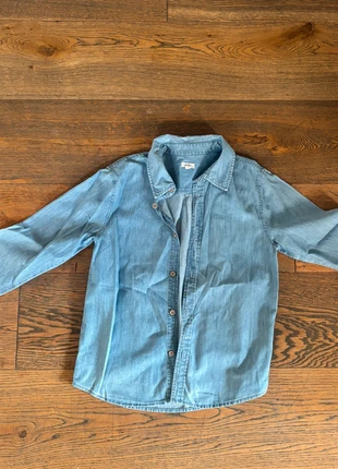 Camisa denim GOCCO, marca: Gocco, estado: Muito bom, tamanho: 9 anos / 134 cm, €5.00, €5.95 inclui Proteção do Comprador