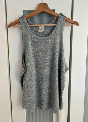 Relaxed Sleeveless Tank by Free People – Soft Grey, marca: Free People, estado: Muy bueno, tamaño: XS / 34 / 6, 12,00 €, 13,30 € Protección al comprador incluida