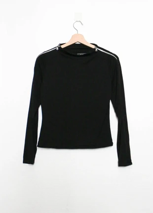 Black top with zippers | Haut avec fermetures éclair au col, marque: Vintage, état: Très bon état, taille: S / 36 / 8, 10,00 €, 11,20 € Protection acheteurs (Pro) incluse