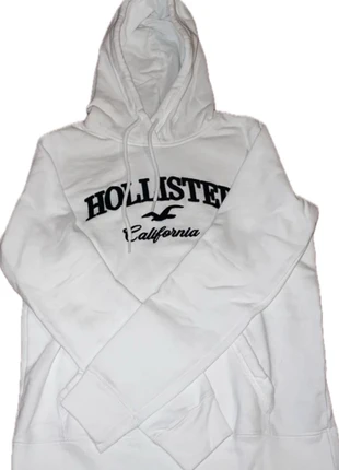 Hollister White Hoodie – Classic Logo “California”, marque: Hollister, état: Très bon état, taille: XS / 34 / 6, 15,00 €, 16,45 € Protection acheteurs incluse