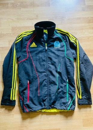 Veste Adidas, merk: adidas, staat: Heel goed, maat: M, € 60,00, € 63,70 inclusief Kopersbescherming