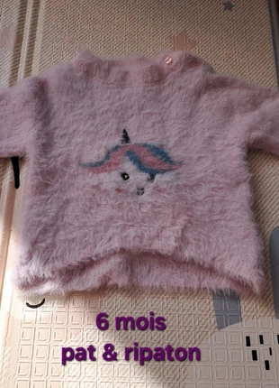 Pull 6 mois pat & ripaton Licornes, merk: Pat et Ripaton, staat: Heel goed, maat: 6-9 maanden / 68 cm, € 2,00, € 2,80 inclusief Kopersbescherming