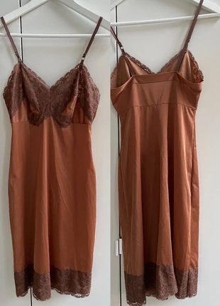 Vintage lace slip dress, merk: Vintage Dressing, staat: Heel goed, € 18,00, € 19,60 inclusief Kopersbescherming