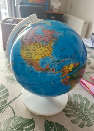 Globe terrestre lumineux, marke: Mappemonde, zustand: Sehr gut, größe: Einheitsgröße, 14,00 €, 15,40 € inklusive Vinted-Käuferschutz