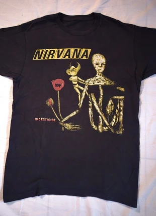 Tee shirt Nirvana officiel Merch, marke: Nirvana, zustand: Sehr gut, größe: M, 30,00 €, 32,20 € inklusive Vinted-Käuferschutz
