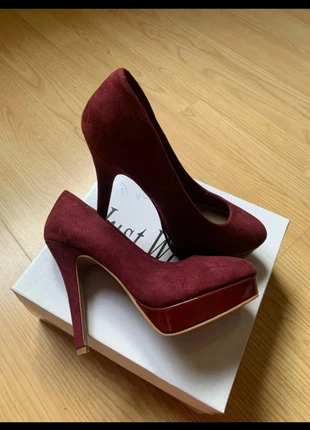 Talon bordeau, marque: Pimkie, état: Très bon état, taille: 36, 4,00 €, 4,90 € Protection acheteurs incluse