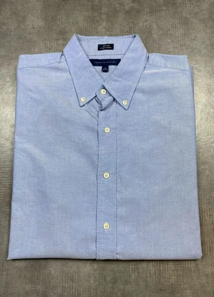 Chemise Tommy Hilfiger Uni Bleu Taille L, brand: Tommy Hilfiger, condizioni: Ottime, taglia: L, €20.00, €21.70 include la Protezione acquisti