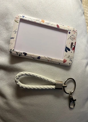 Porte badge ou carte Libellule, condizioni: Ottime, €5.00, €5.95 include la Protezione acquisti