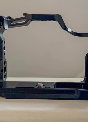 Neewer R50 Camera Cage, brand: Neewer, condition: Very good, £35.00, £37.45 includes Buyer Protection