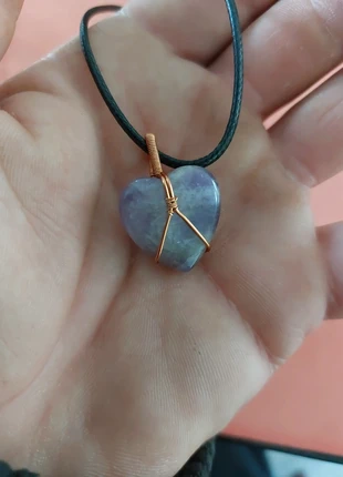 Cœur en pierre d'améthyste sertie de cuivre, brand: Pierre, condizioni: Nuovo senza cartellino, €10.00, €11.20 include la Protezione acquisti