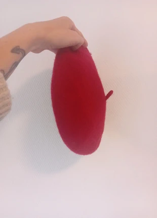 Rode baret, marque: Zara, état: Neuf sans étiquette, taille: M, 8,00 €, 9,10 € Protection acheteurs incluse