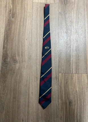 Vintage Drake’s Silk Tie – Rare Emblem – Handmade 1819, brand: Drake's, condizioni: Nuovo senza cartellino, €180.00, €189.70 include la Protezione acquisti